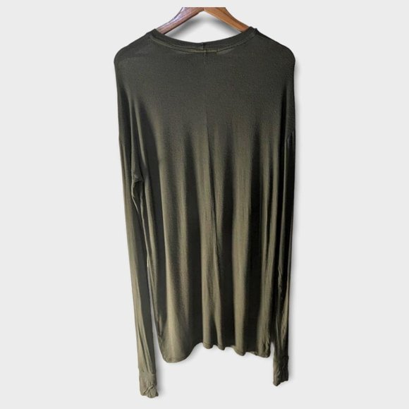 Represent Olive Green Mens Extra Long Shirt with Thumbhole in Size Medium - Picture 2 of 6